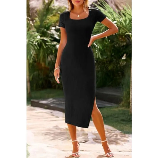 I love how this dress combines comfort and elegance in such an effortless way. The ribbed knit fabric gives it a beautiful texture while the bodycon fit creates a flattering silhouette that feels feminine without being overdo